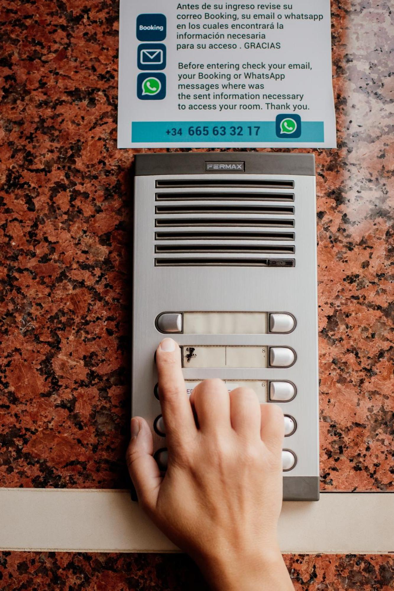 Apartamentos Turisticos Mastil 16 P2 Malaga Luaran gambar